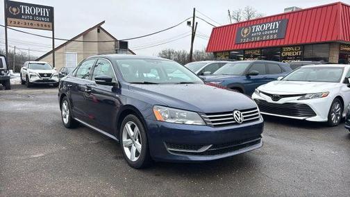 2014 Volkswagen Passat 1.8T Wolfsburg Edition