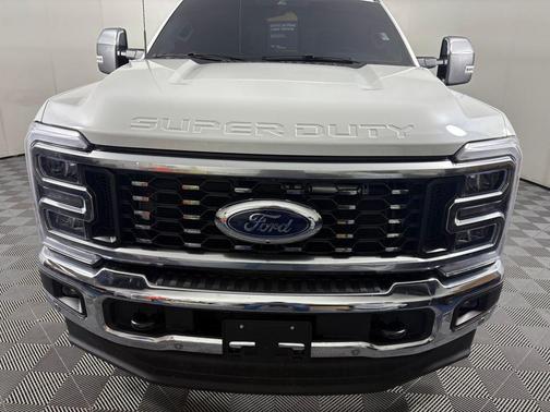2025 Ford F-350 Lariat