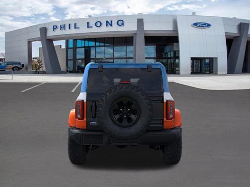 OXFORD WHITE 2026 Ford Bronco Stroppe Edition