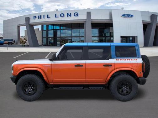 OXFORD WHITE 2026 Ford Bronco Stroppe Edition