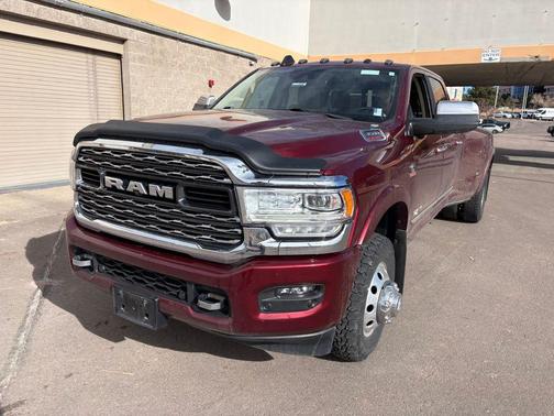 2020 RAM 3500 Limited Crew Cab 4x4 8' Box