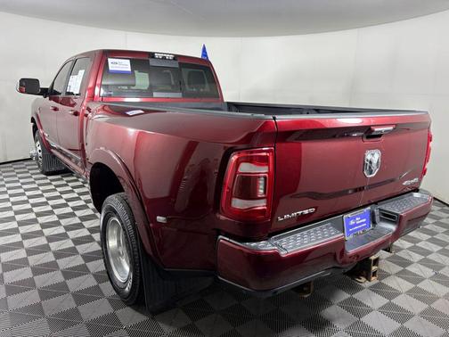 2020 RAM 3500 Limited Crew Cab 4x4 8' Box