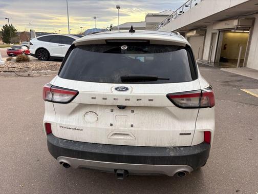 2020 Ford Escape Titanium