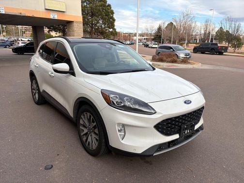 2020 Ford Escape Titanium