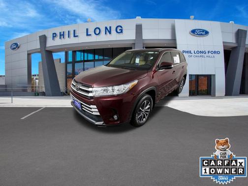 Ooh La La Rouge Mica 2018 Toyota Highlander XLE