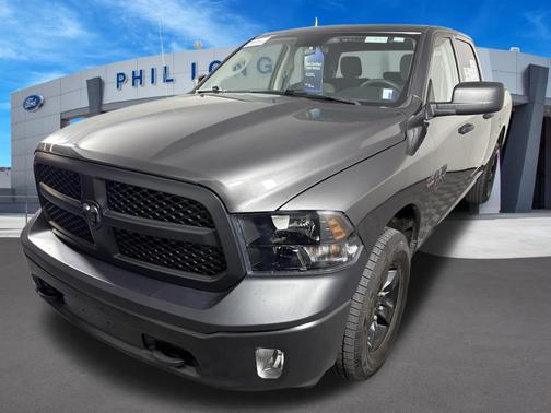 Granite Crystal Metallic Clearcoat 2024 RAM 1500 Tradesman