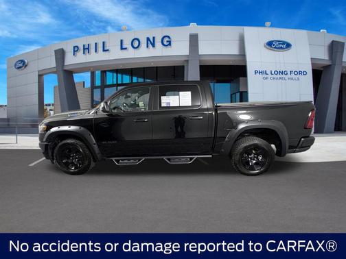 Diamond Black Crystal Pearlcoat 2025 RAM 1500 Tradesman