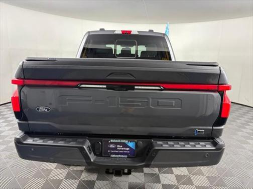 2024 Ford F-150 Lightning LARIAT
