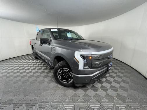 2023 Ford F-150 Lightning XLT