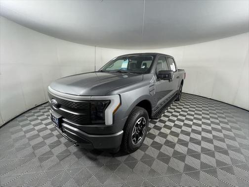 2023 Ford F-150 Lightning XLT