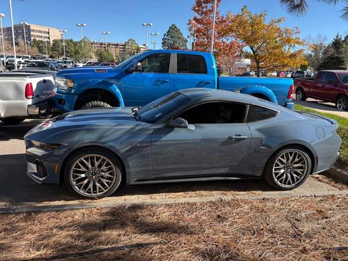 2025 Ford Mustang GT Premium