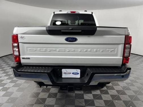 Photo 4 of 45 of 2022 Ford F-250 Lariat