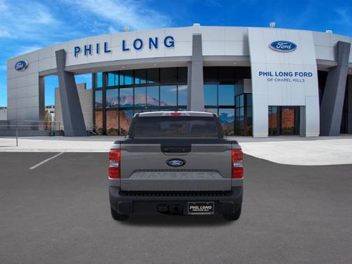 CARBONIZED GRAY METALLIC 2026 Ford Maverick Lariat