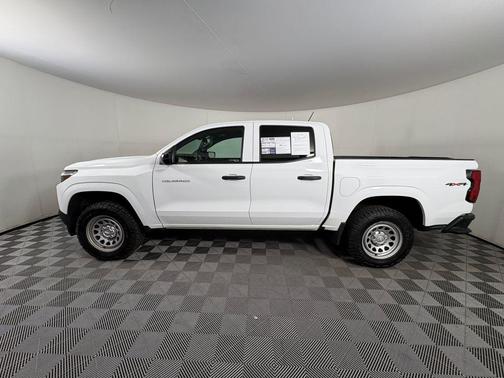 2023 Chevrolet Colorado WT