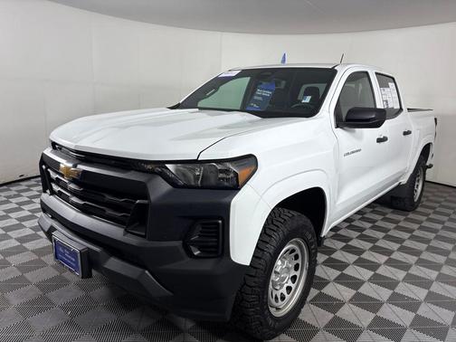 2023 Chevrolet Colorado WT