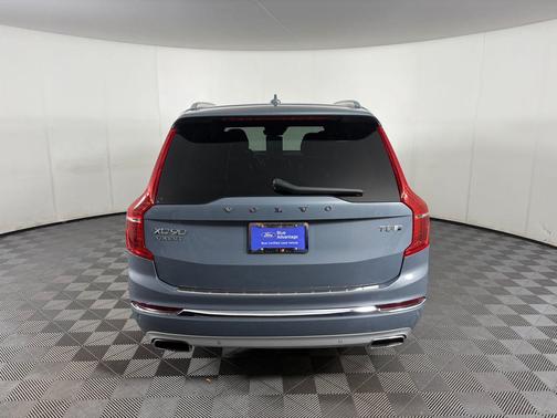 2020 Volvo XC90 Hybrid T8 Inscription 6 Passenger