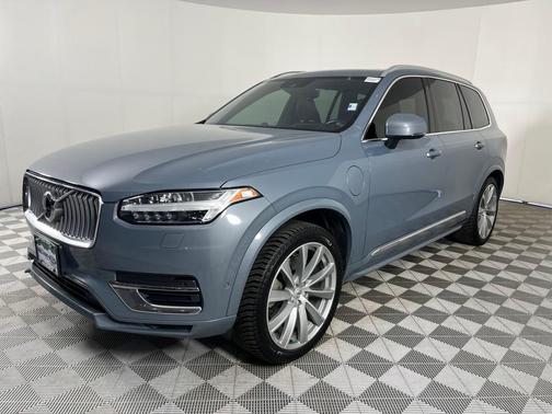 2020 Volvo XC90 Hybrid T8 Inscription 6 Passenger