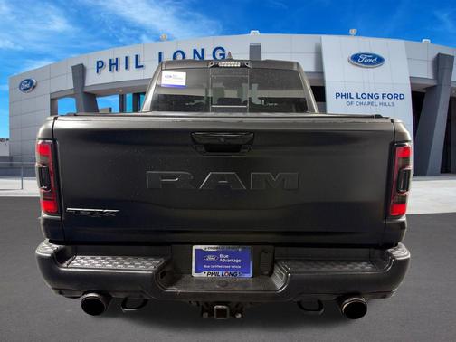 Diamond Black Crystal Pearlcoat 2021 RAM 1500 TRX