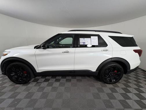 2024 Ford Explorer ST