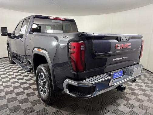 2025 GMC Sierra 2500 SLT
