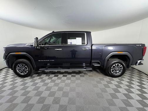 2025 GMC Sierra 2500 SLT