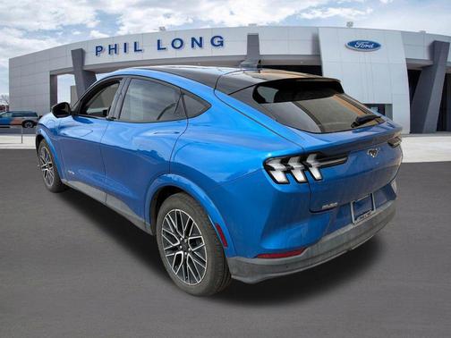 VELOCITY BLUE METALLIC 2025 Ford Mustang Mach-E Premium