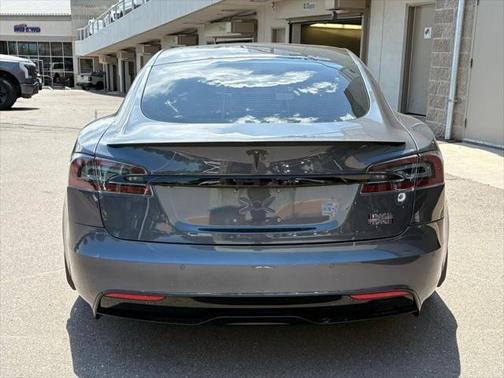 2021 Tesla Model S Plaid