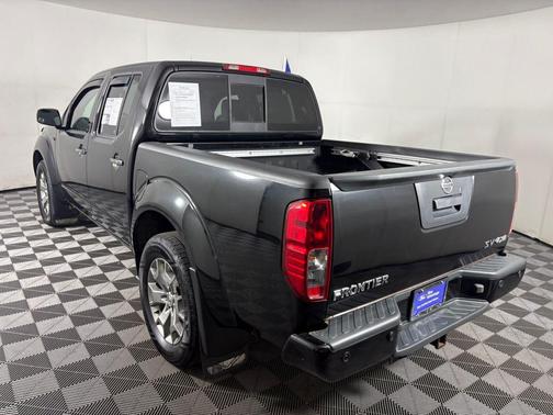 2021 Nissan Frontier SV