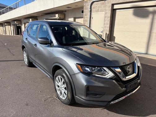 2017 Nissan Rogue S