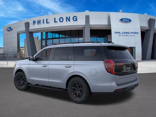 GLACIER GRAY MET TRI-COAT 2026 Ford Expedition Tremor