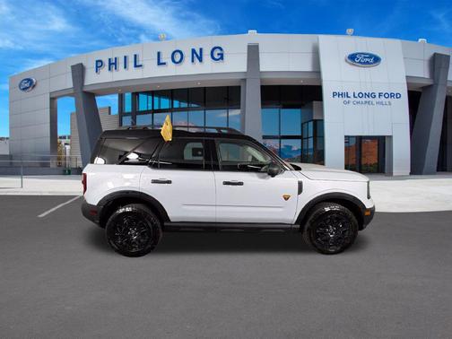 SPACE WHITE METALLIC 2026 Ford Bronco Sport Badlands