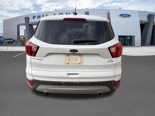 OXFORD WHITE 2019 Ford Escape SE