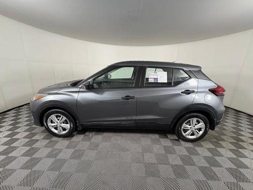 2023 Nissan Kicks S