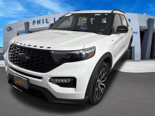 STAR WHITE MET TRI-COAT 2023 Ford Explorer ST-Line