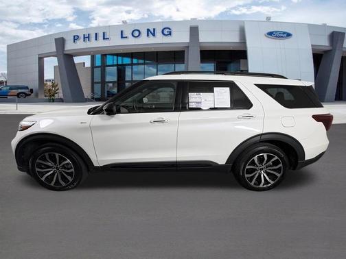 STAR WHITE MET TRI-COAT 2023 Ford Explorer ST-Line