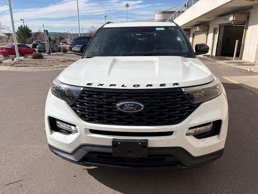 STAR WHITE MET TRI-COAT 2023 Ford Explorer ST-Line