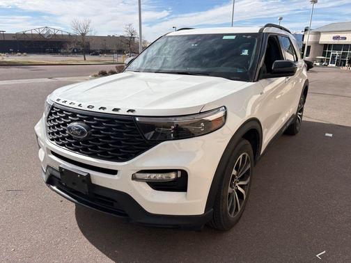 STAR WHITE MET TRI-COAT 2023 Ford Explorer ST-Line