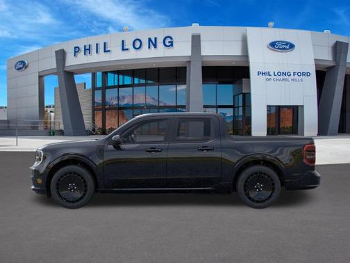 SHADOW BLACK 2026 Ford Maverick Lobo