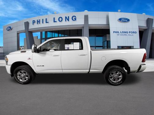 Bright White Clearcoat 2024 RAM 2500 Laramie Crew Cab 4x4 6'4' Box