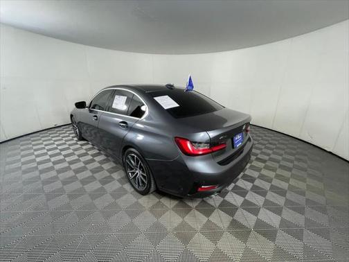 2021 BMW 330 xDrive