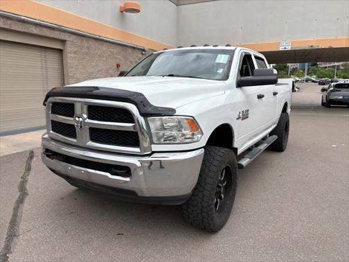 2017 RAM 2500 Tradesman Crew Cab 4x4 6'4' Box