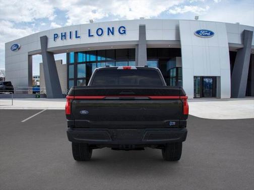 2025 Ford F-150 Lightning LARIAT