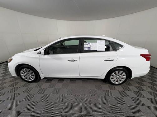 2016 Nissan Sentra SV
