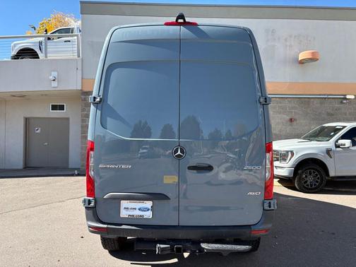 2023 Mercedes-Benz Sprinter 2500 Cargo 144 WB