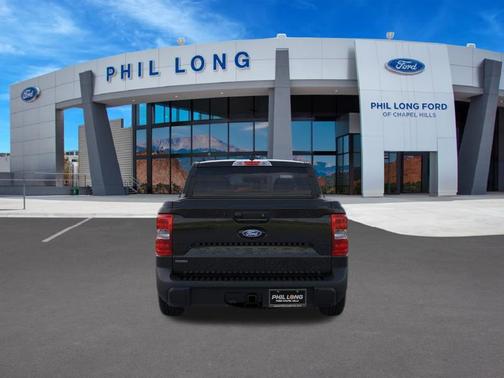 SHADOW BLACK 2026 Ford Maverick Lariat