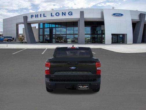 SHADOW BLACK 2026 Ford Maverick Lariat