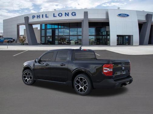 SHADOW BLACK 2026 Ford Maverick Lariat