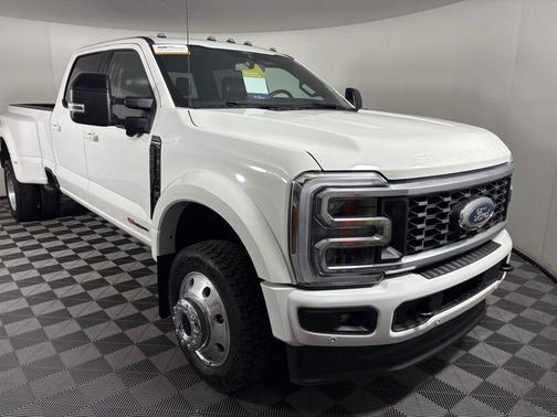 2025 Ford F-450 Platinum