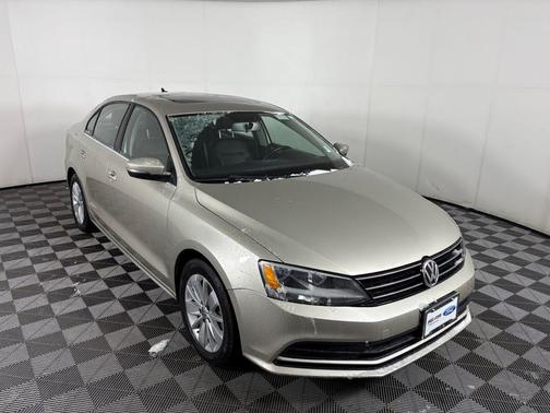 2015 Volkswagen Jetta Auto SE w/Connectivity