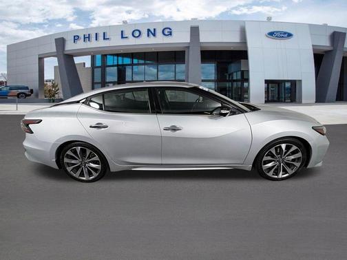 Brilliant Silver Metallic 2020 Nissan Maxima 3.5 Platinum
